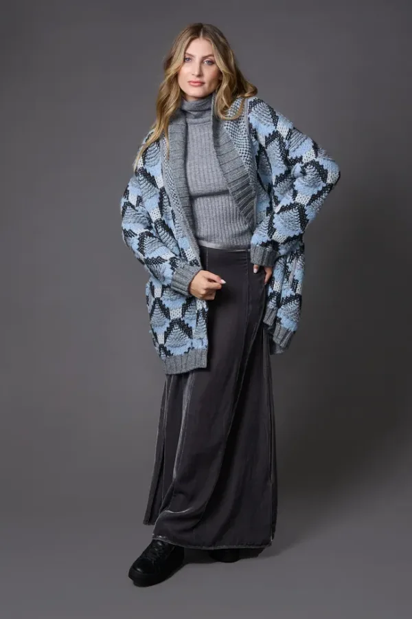 Abrigo Tejido y Falda de Terciopelo Boutique Carola Pino La Dehesa