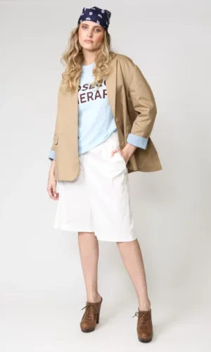 Blazer, polera y bermuda