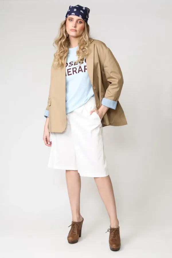 Blazer, polera y bermuda