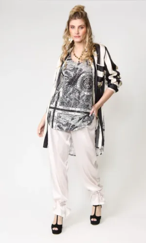 Tapado estampado y polera brillos