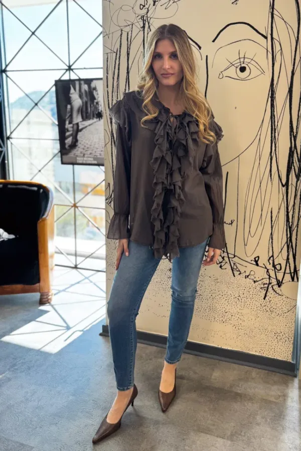 Blusa de manga larga con diseño fluido - Carola Pino Boutique