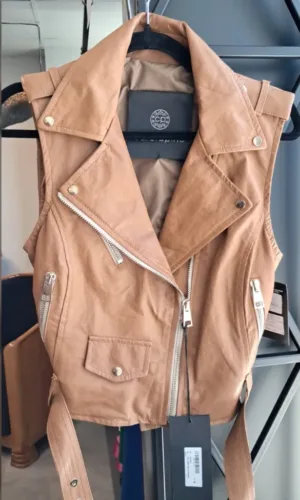 Chaleco Ecocuero sin mangas