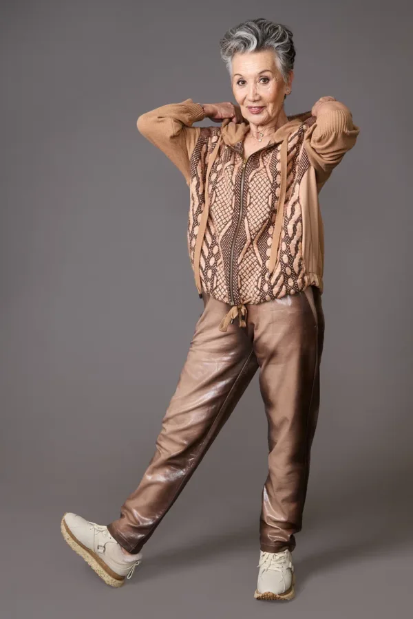 Chaleco lentejuelas y pantalón